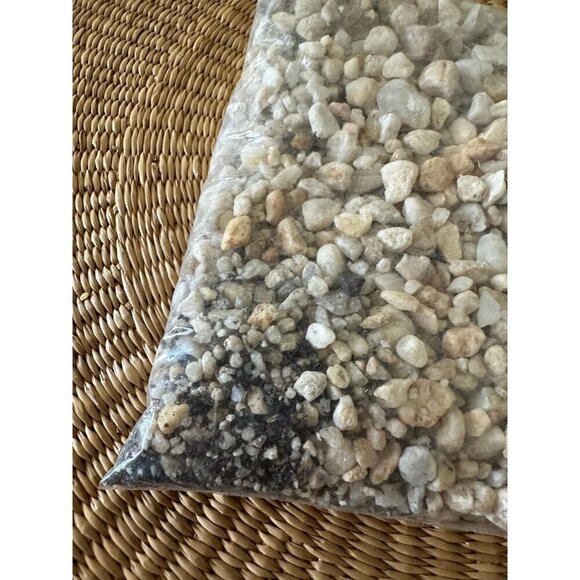 Bag of Small decorative stones - Picture 7 of 8